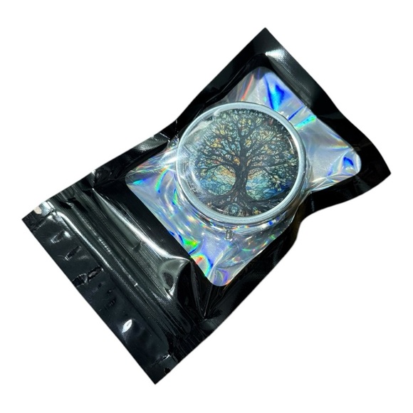 🎉 Tree of Life Multi-Use Pill Box Mirror Container - Picture 2 of 8